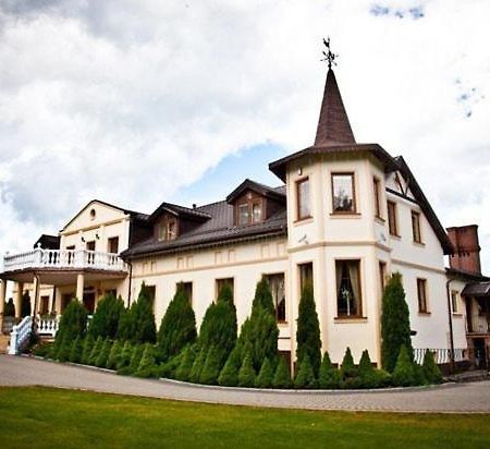 Dworek Debowko Bartoszyce Luaran gambar